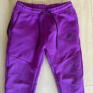 Men’s Large Nike Tech Joggers